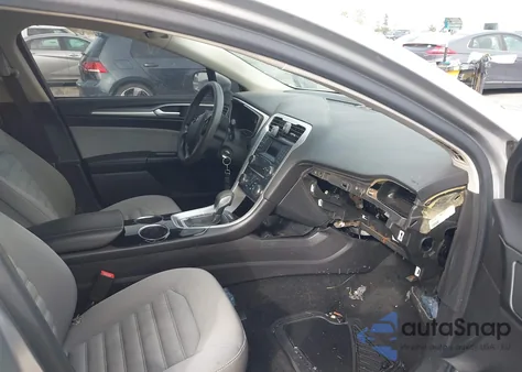 2014 Ford Fusion Hybrid S from USA, damaged, VIN 3FA6P0UUXER131145